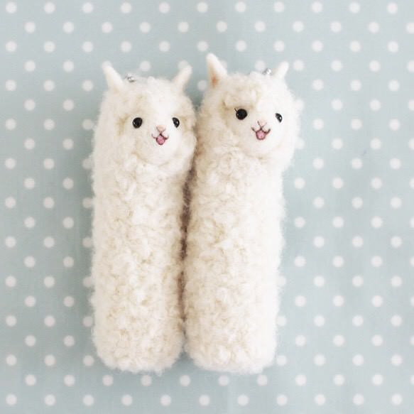 アルパカのキーホルダー petit*ami